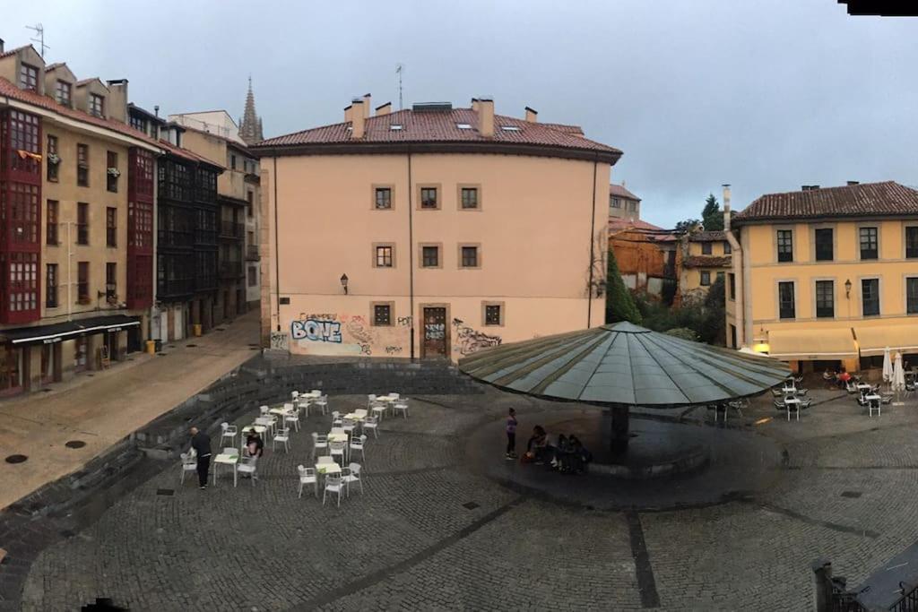 Paraguas Guesthouse Oviedo Eksteriør bilde