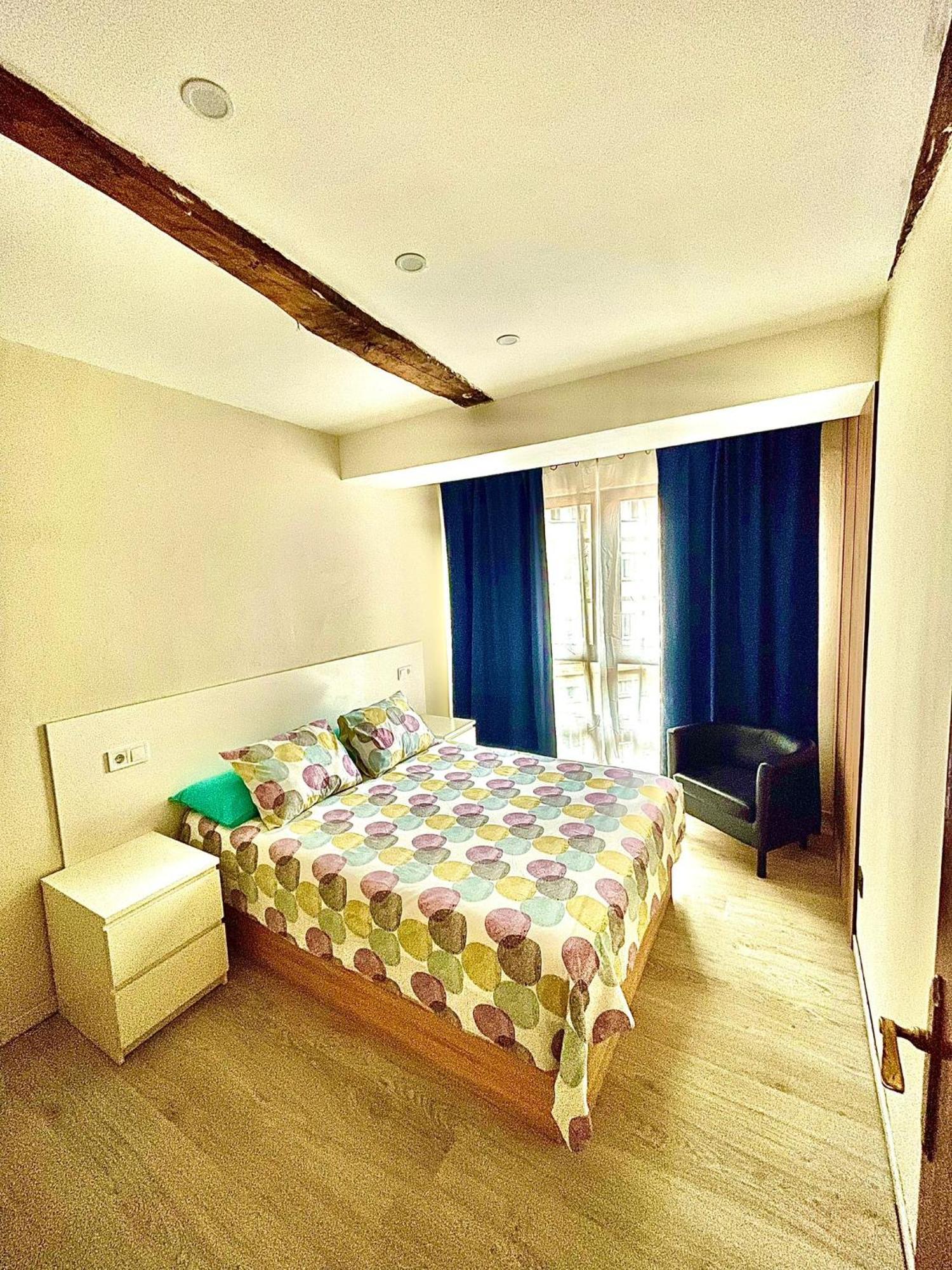 Paraguas Guesthouse Oviedo Eksteriør bilde